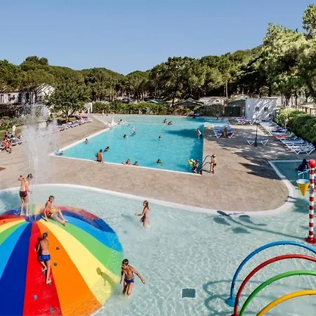 Camping Neptuno 2*